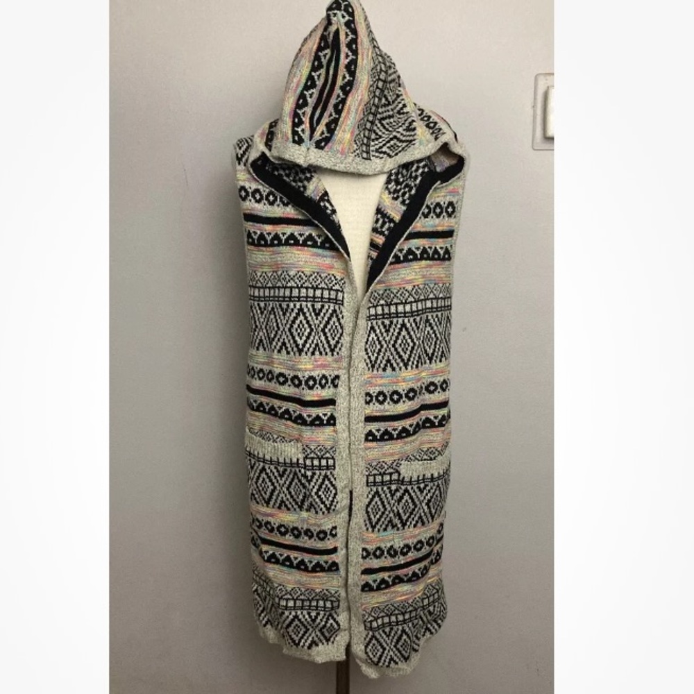 8-22 MONTEAU Hooded Open Cardigan Long Sweater Medium NWT Colorful Southwestern